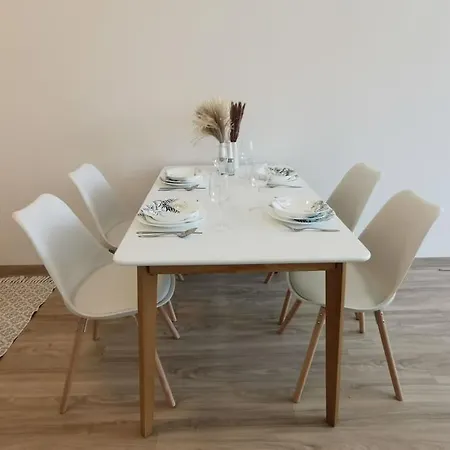 Silver Apartman - Waterfront With Lakeview Apartment *