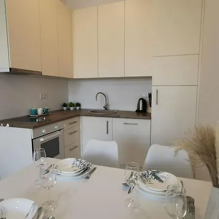 Apartment Silver Apartman - Waterfront With Lakeview *